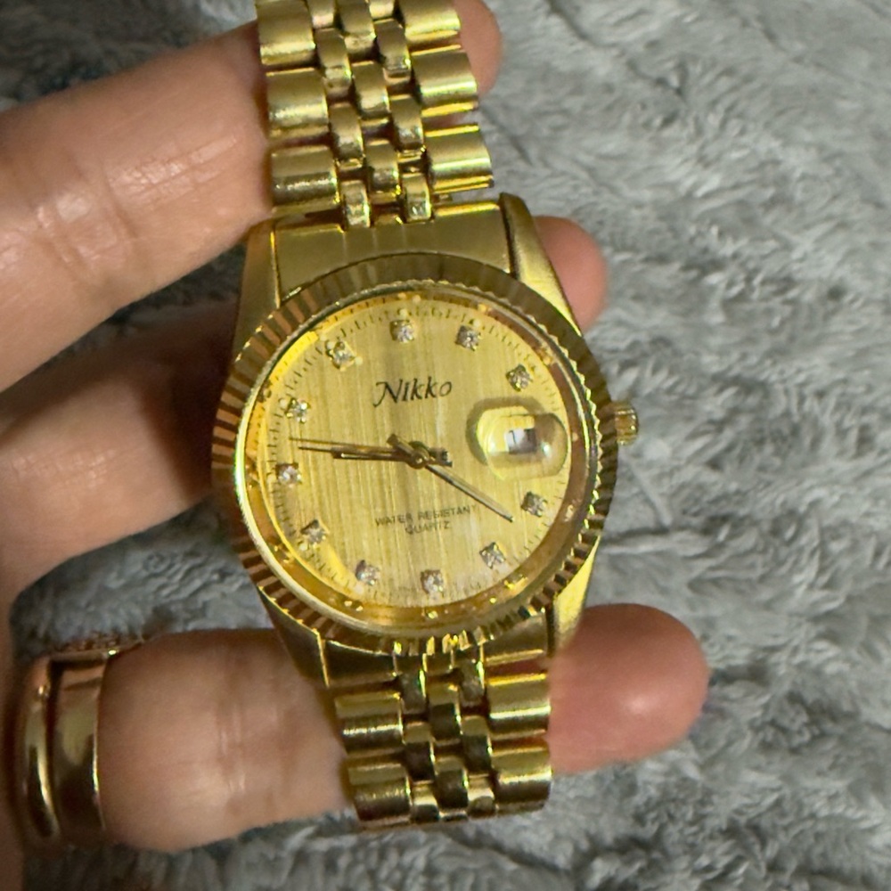 Nikko Japan watch  stainless steel plated Gold Men's Watch